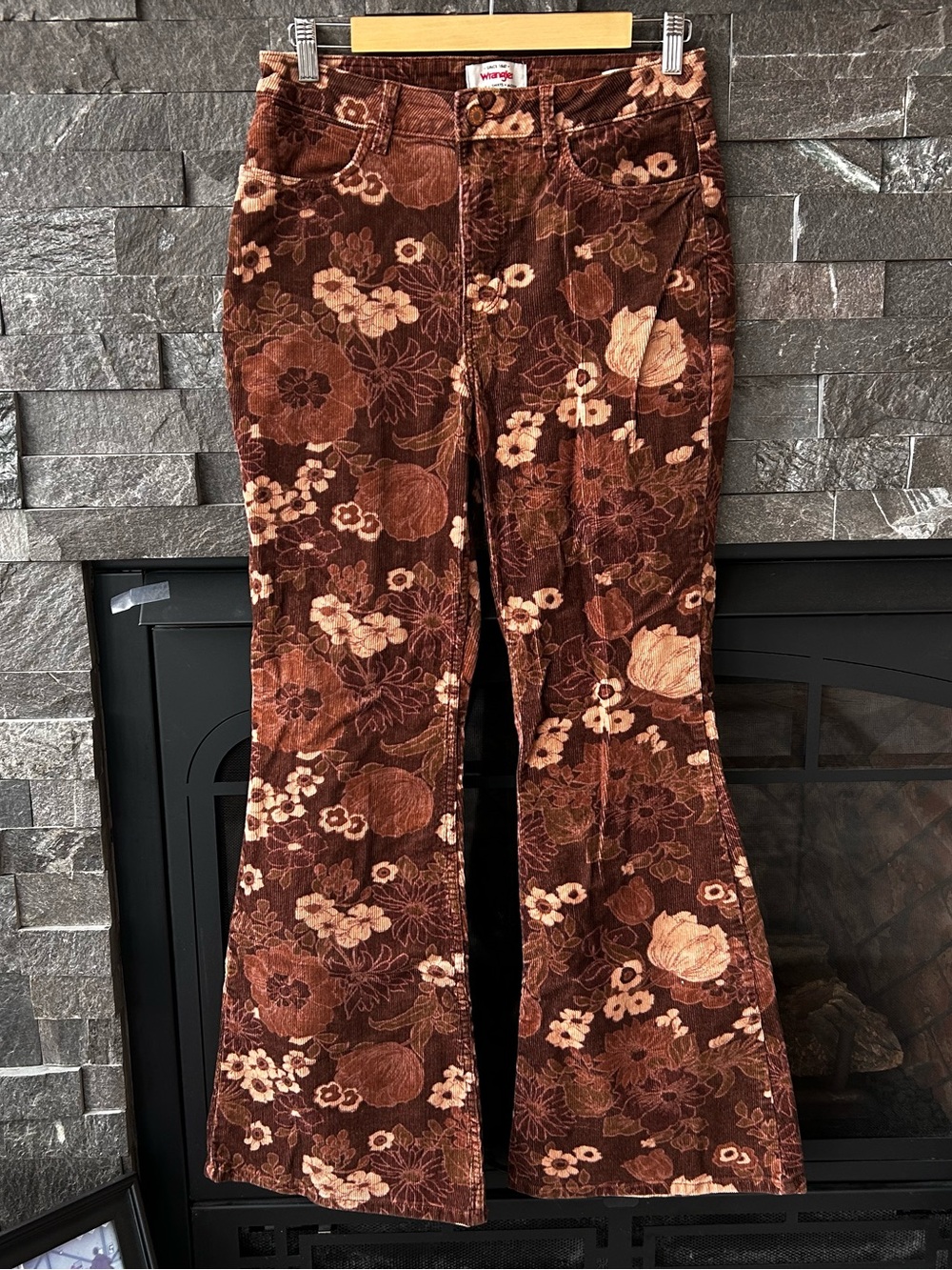 Wrangler "High-Rise Fierce Flare" Floral Corduroy Pants
